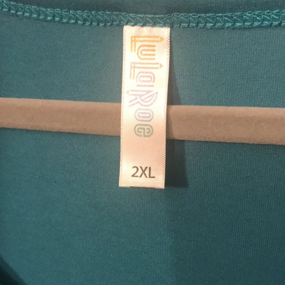 LuLaRoe Lynnae - Picture 3 of 3